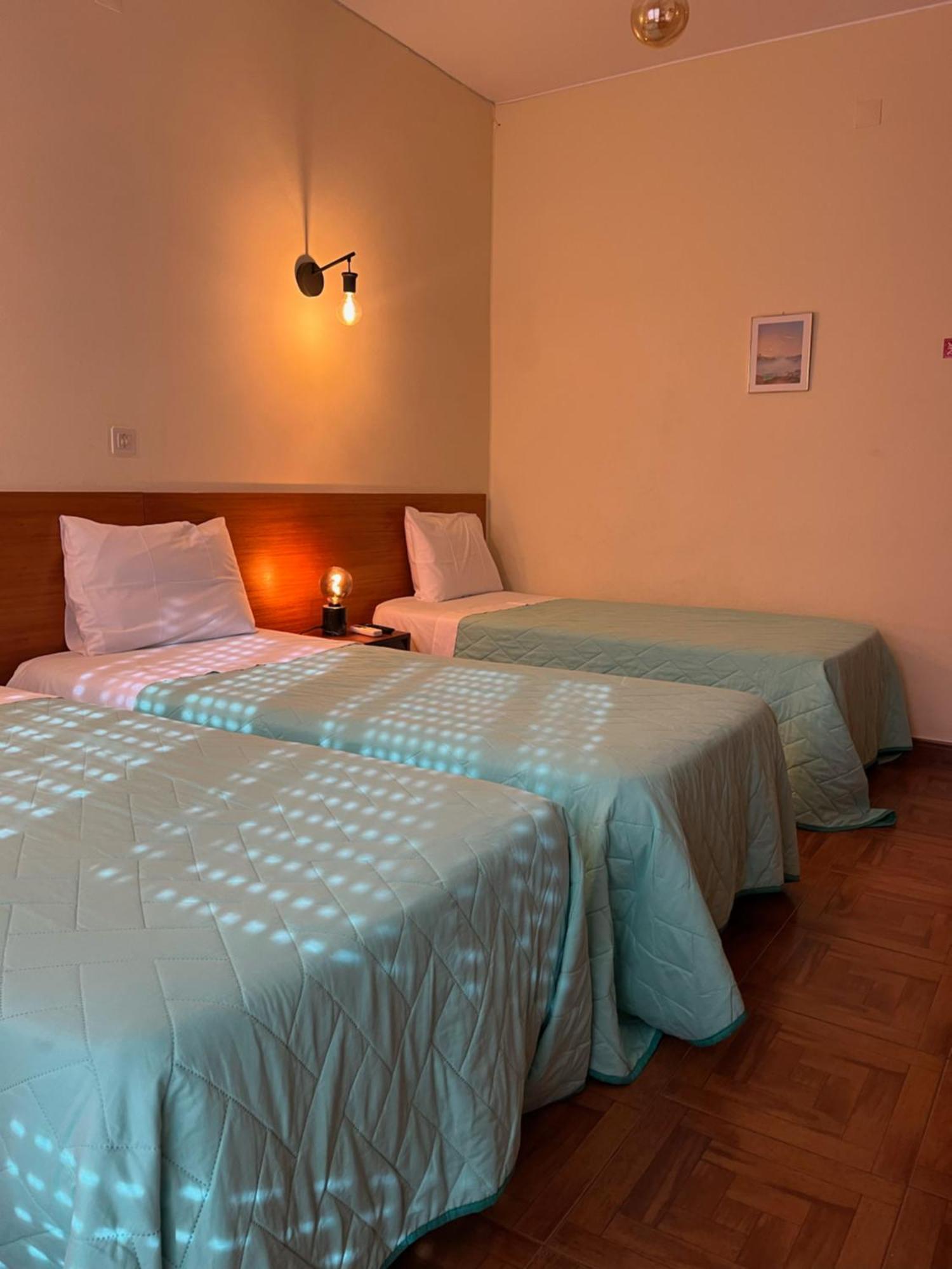 Bed and Breakfast Romeu Quarteira Esterno foto