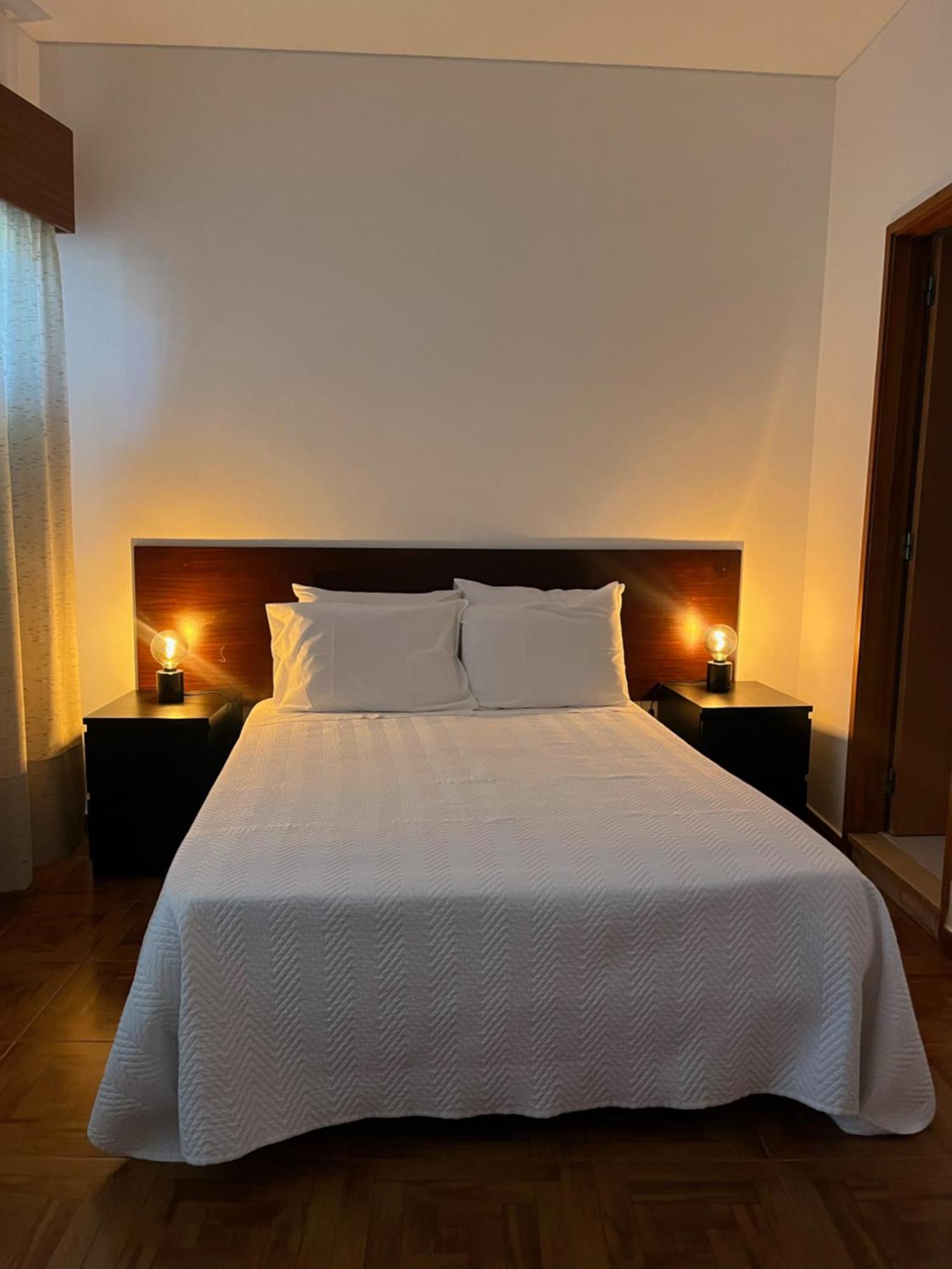 Bed and Breakfast Romeu Quarteira Esterno foto