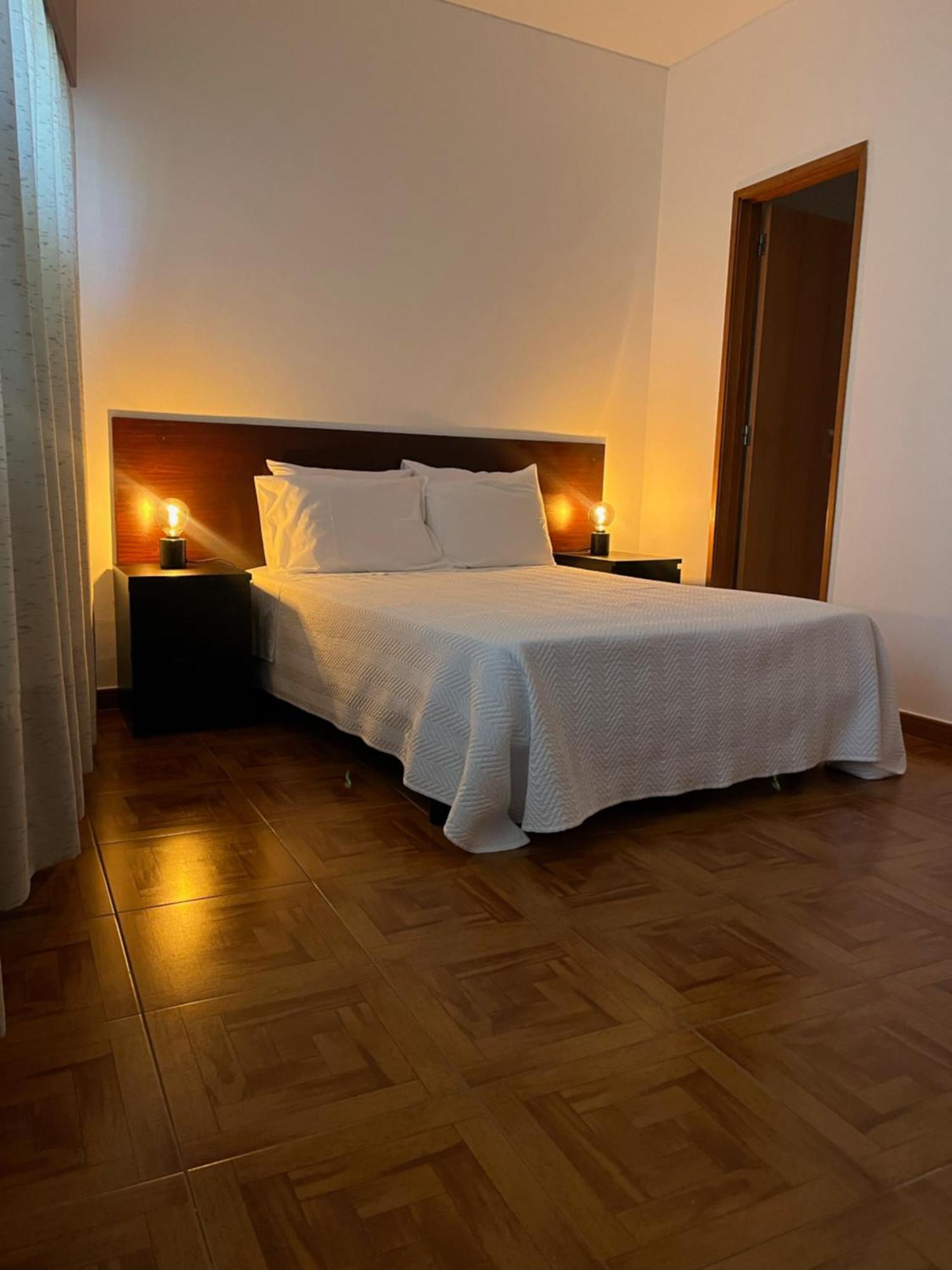 Bed and Breakfast Romeu Quarteira Esterno foto