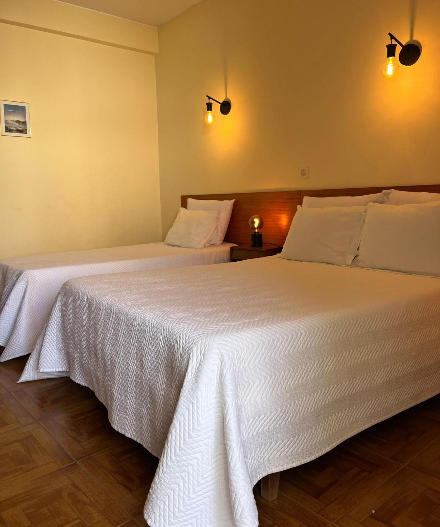 Bed and Breakfast Romeu Quarteira Esterno foto