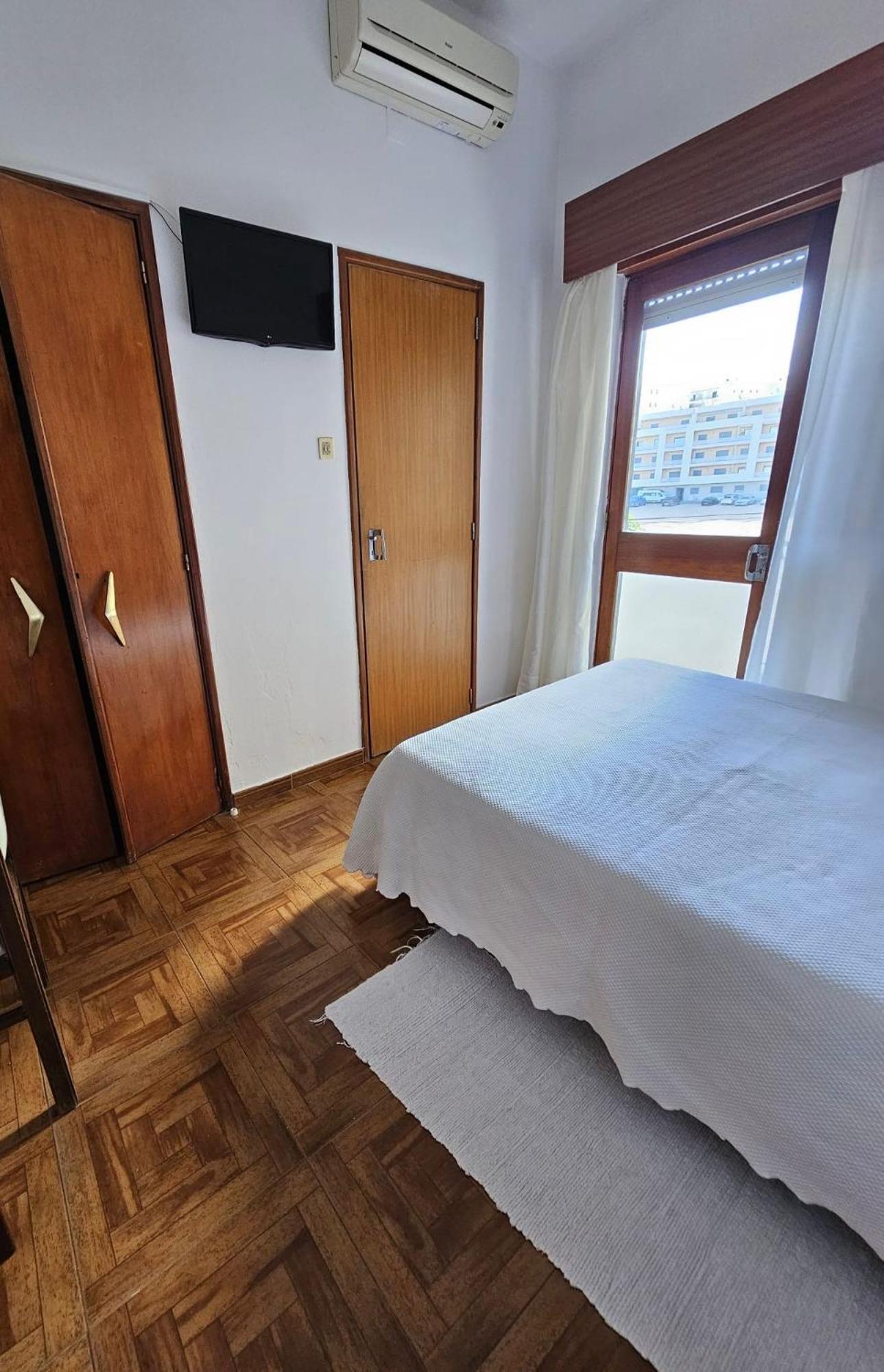 Bed and Breakfast Romeu Quarteira Esterno foto