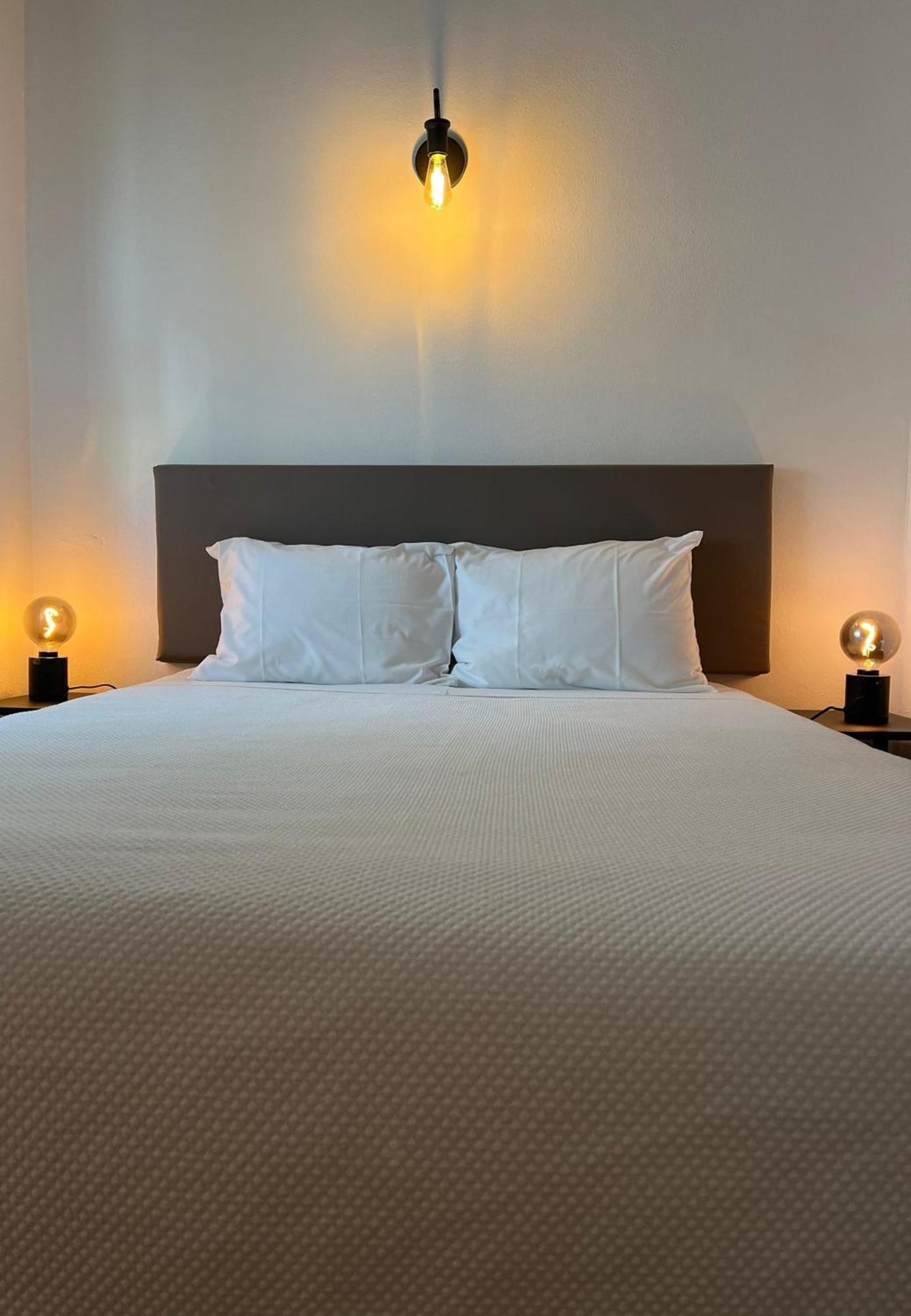 Bed and Breakfast Romeu Quarteira Esterno foto