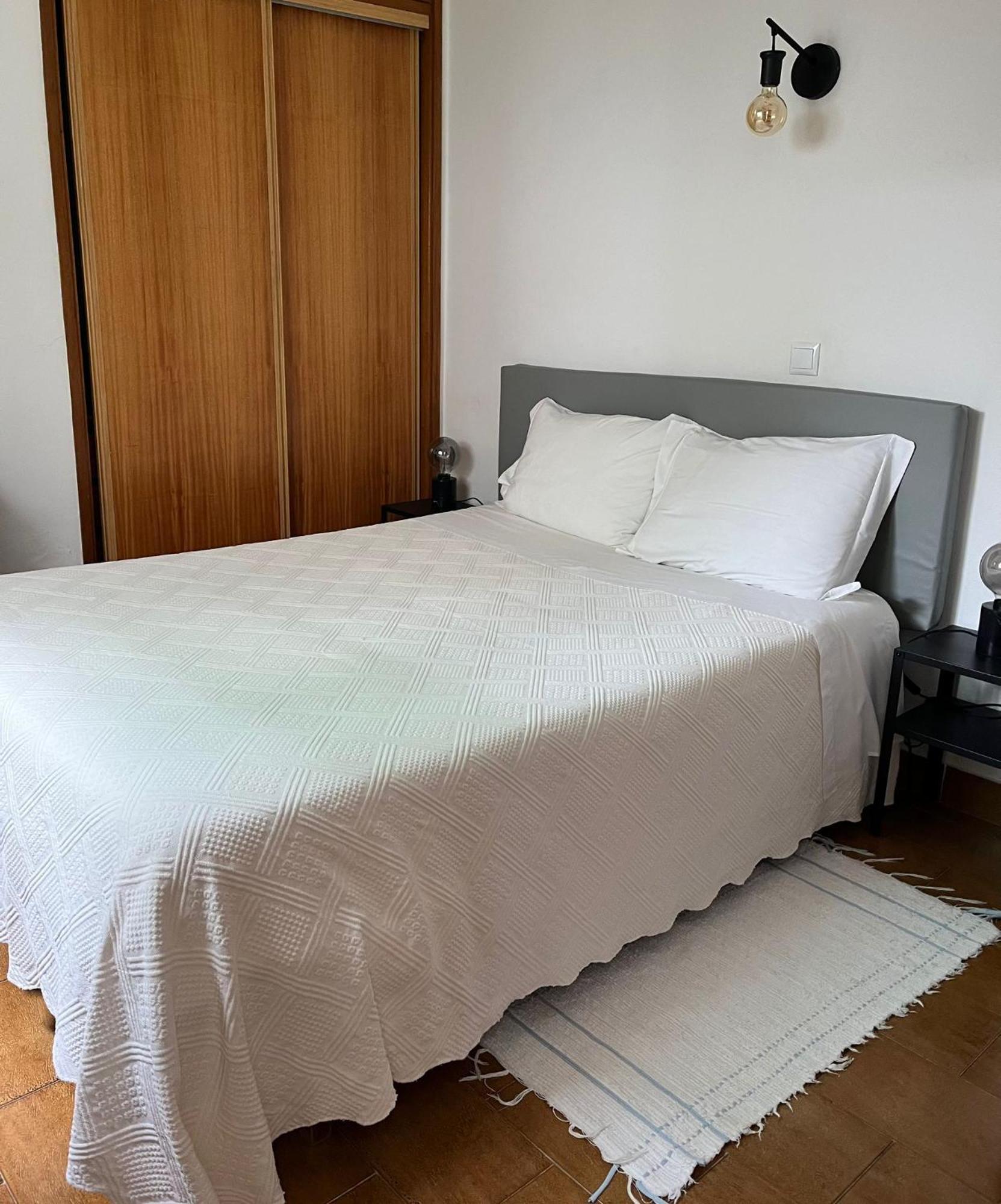 Bed and Breakfast Romeu Quarteira Esterno foto