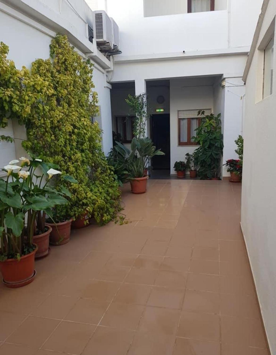 Bed and Breakfast Romeu Quarteira Esterno foto