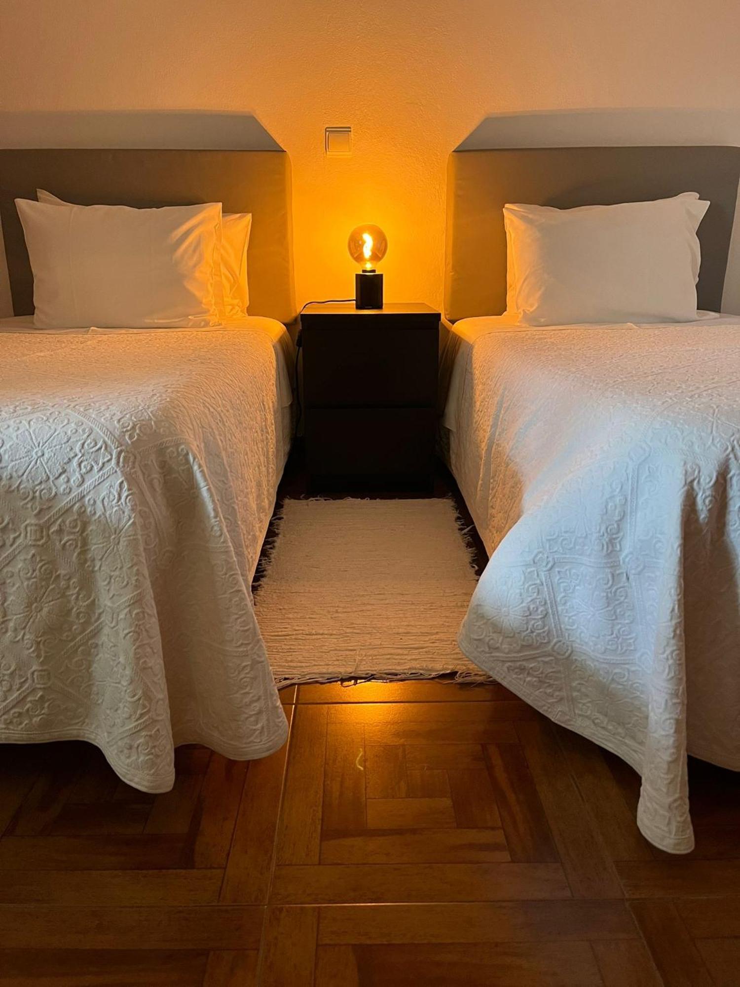 Bed and Breakfast Romeu Quarteira Esterno foto